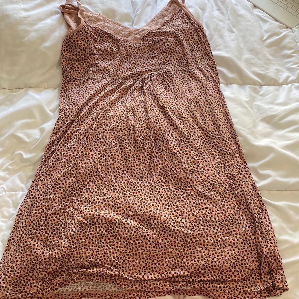 GAP Love Maternity Nursing Nightgown, pink leopard, L